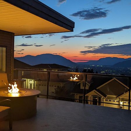Villa Mountain Retreat With Views, Hot Tub, Games & Ac Chilliwack Exterior foto
