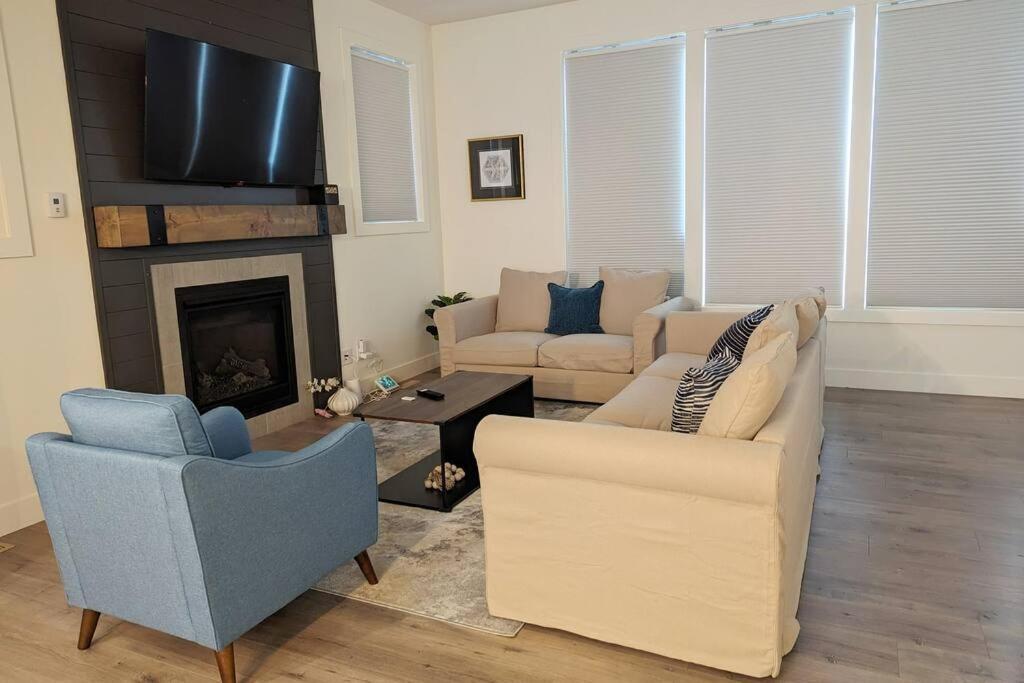 Villa Mountain Retreat With Views, Hot Tub, Games & Ac Chilliwack Exterior foto